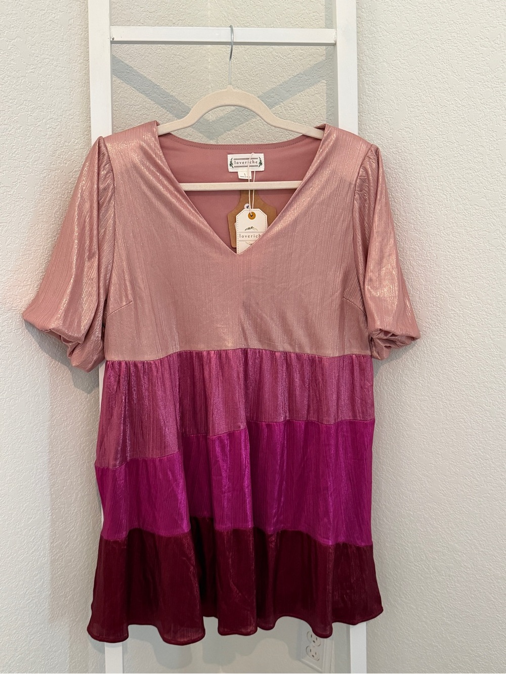 NWT Loveriche Metallic Pink Ombré Tiered Mini Dress Size Large